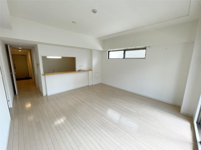 シャルム甲子園口の居間・リビング