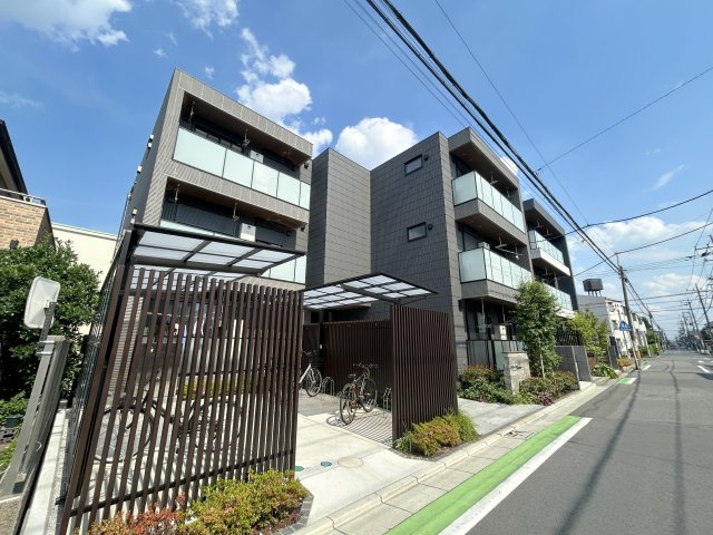 シャルール仙波の外観