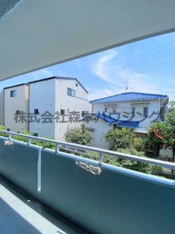 【展望】 | 　メゾン・ラ・フォーレ | 室内からの眺望です