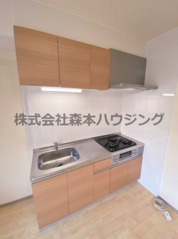 【キッチン】 | 　メゾン・ラ・フォーレ | キッチンでお料理をお楽しみください