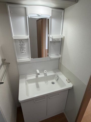 コンフォールCの洗面所