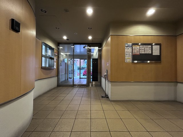 【ロビー】エステムコート新神戸エリタージュ
