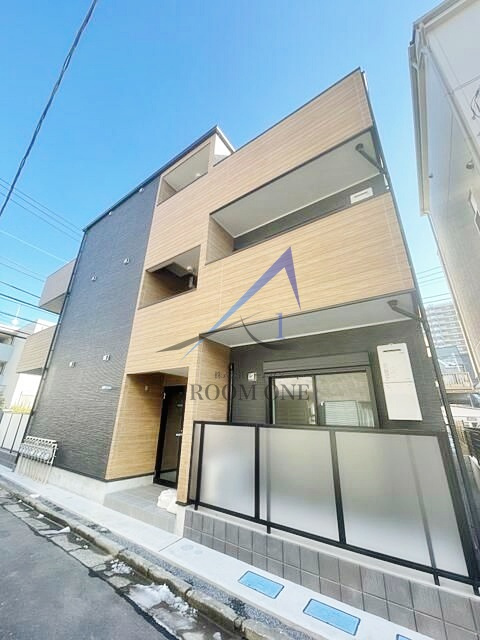 Ｌｅａｆ　Ｈｉｌｌｓ　Ｈｉｒａｉ