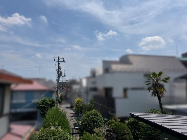 【展望】 | 世田谷区上用賀邸 | 南側の眺望となります。２階からの眺めは、遮る建物も無いので、開放感もあります！陽当たりも勿論良好です！