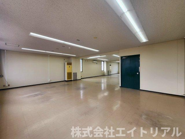 アテックビル の内装