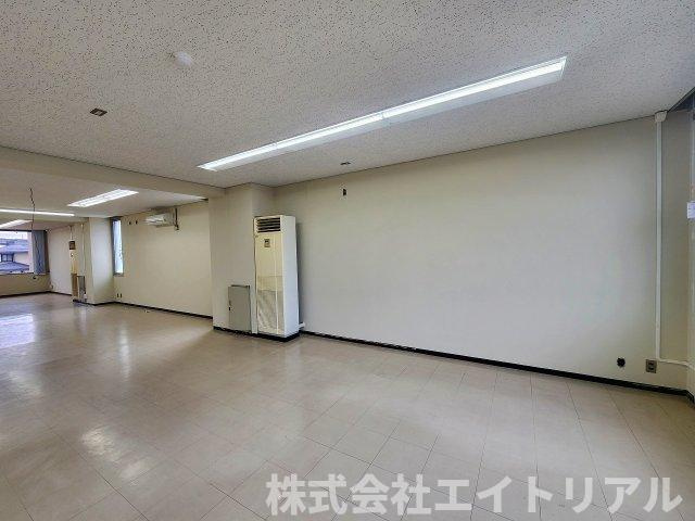 アテックビル の内装