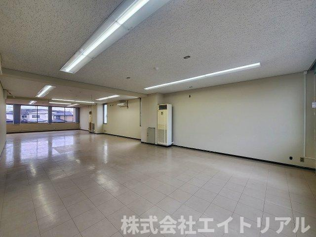 アテックビル の内装
