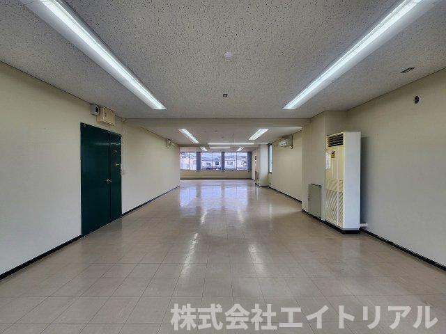 アテックビル の内装