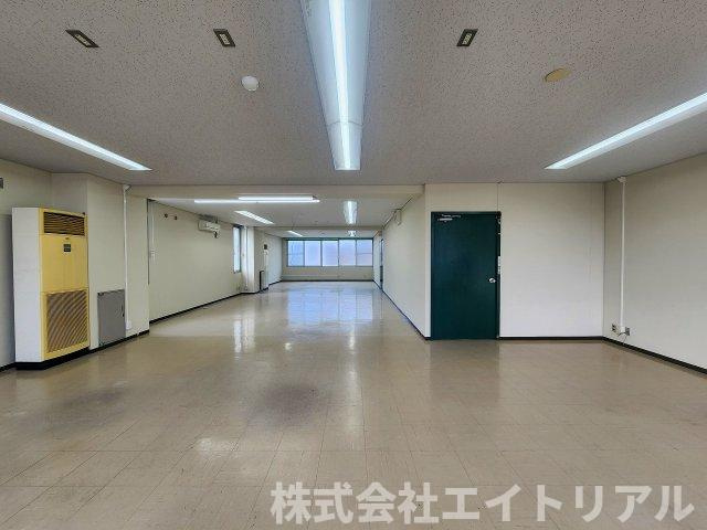 アテックビル の内装