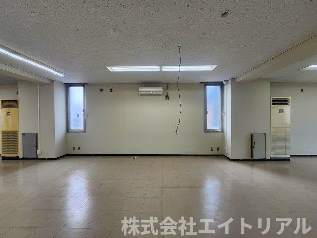 アテックビル の内装