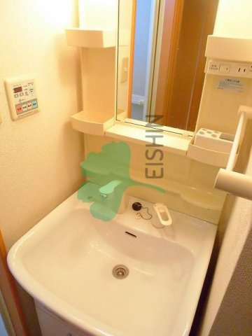 ウィザード空港通りの洗面所|シンプルで使いやすい洗面台です！