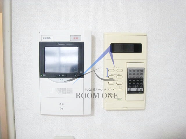 ストーク武蔵小山弐番館のセキュリティ|モニター付インターホンです。
