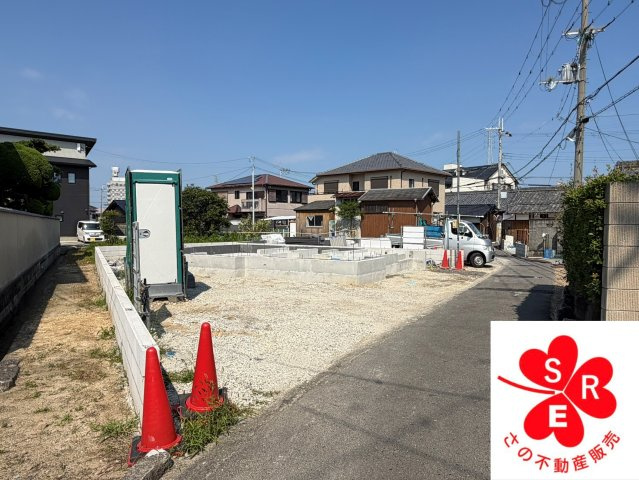 泉佐野市上瓦屋1号棟・2号棟の前面道路含む現地写真