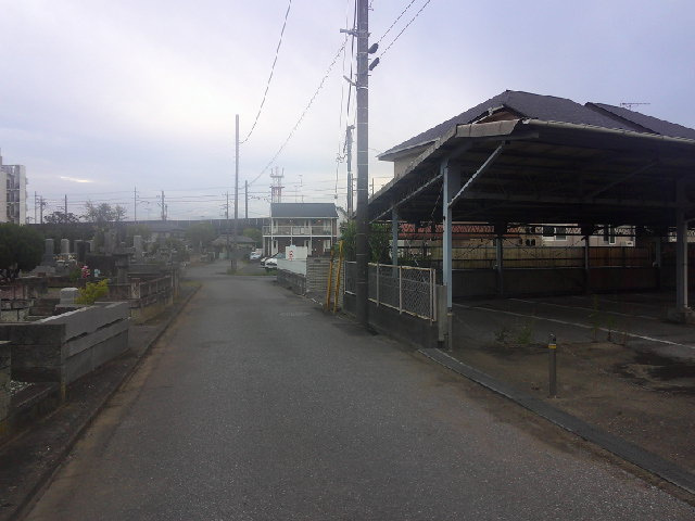 茂原市高師町３丁目の倉庫の周辺