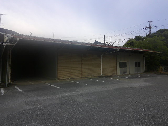 茂原市高師町３丁目の倉庫の外観
