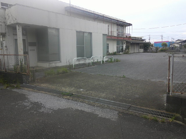 茂原市高師町３丁目の倉庫の外観