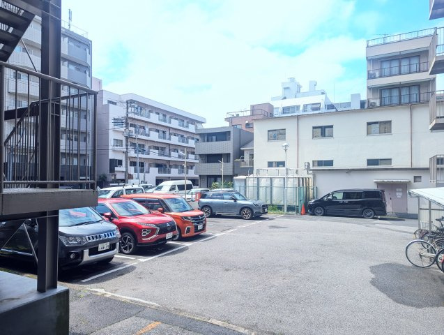 エムエフ両国の駐車場