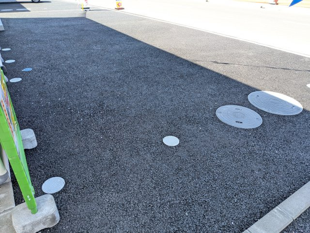 つくば市北条　第3　新築戸建て　1号棟の駐車場|駐車3台可能で、出し入れしやすいゆとりのカースペース。
月々の駐車場代が不要な点も大きな魅力です。