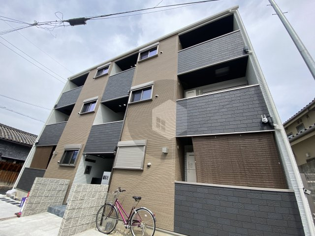 ヴィエント中小阪の外観