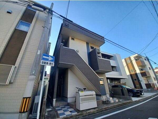 レグルス千種の外観