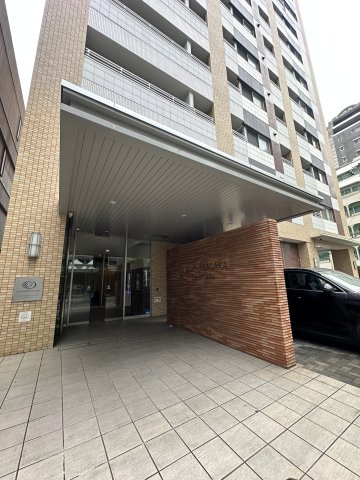 ライオンズ赤坂セントマークスのエントランス