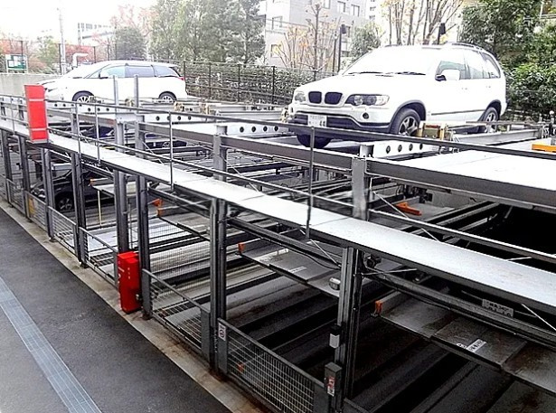 レジディアタワー上池袋（パーク棟）の駐車場