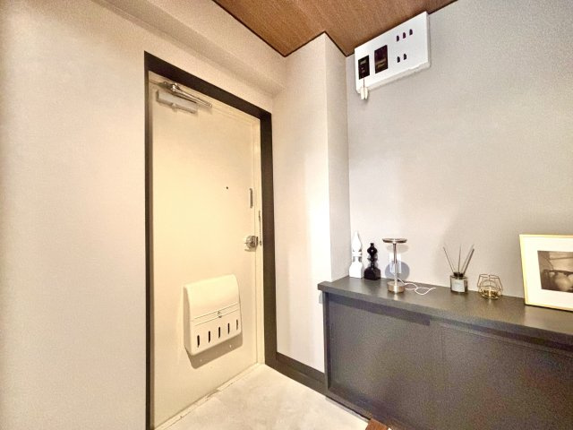 セブンスターマンション御器所の玄関