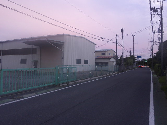 大網白里市柳橋の倉庫の周辺