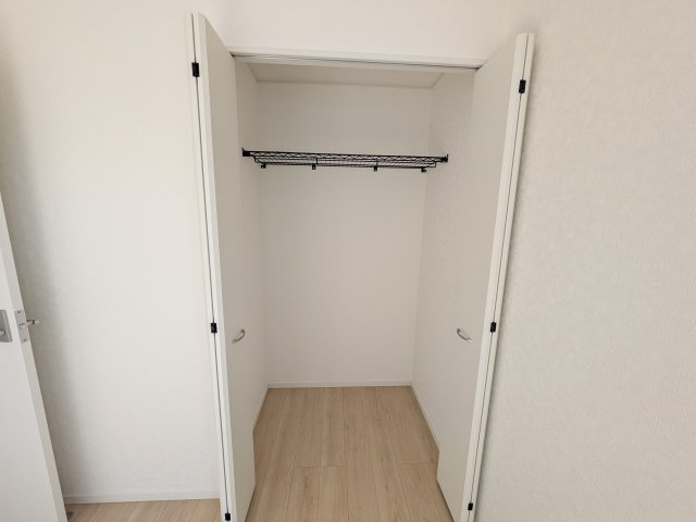つくばみらい市小絹　第4　新築戸建て　5号棟の収納