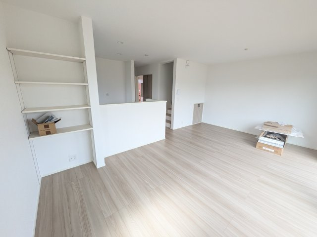 取手野々井　第1期　新築戸建て　1号棟の居間・リビング|南向きで明るく陽当たりの良いリビングです♪