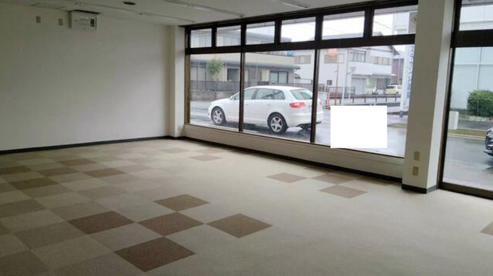 栗東市綣４丁目の店舗事務所の内装
