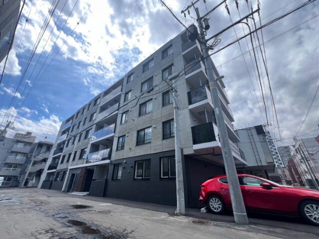 札幌市中央区南四条西１２丁目の賃貸マンション