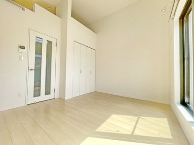 【寝室】Casa Mila II～カーサミラ2～