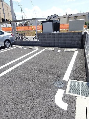 パインハーストの駐車場
