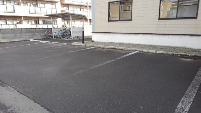 レオパレス宮の沢駅前のその他