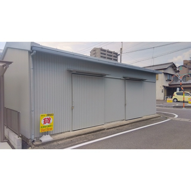 岐阜市六条東２丁目の倉庫