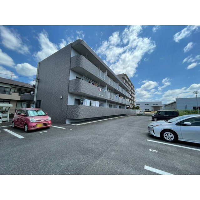 羽島郡岐南町徳田５丁目のアパートの外観