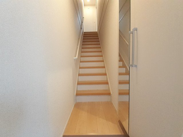 アウル本郷の玄関|落ち着いた玄関です