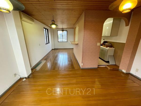 渋川市半田中古一戸建ての洋室