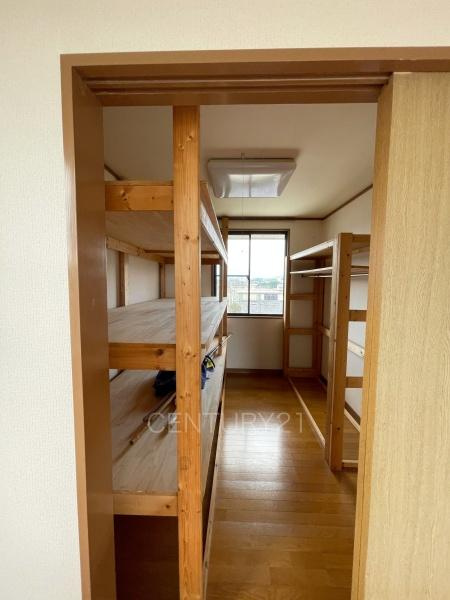 渋川市半田中古一戸建ての収納