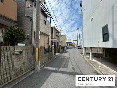 【前面道路含む現地写真】 | 高石市西取石3丁目　中古戸建
