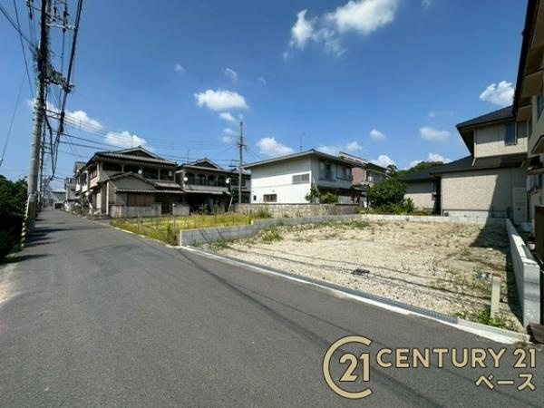 リーブルガーデン礒野町 ／新築一戸建の前面道路含む現地写真