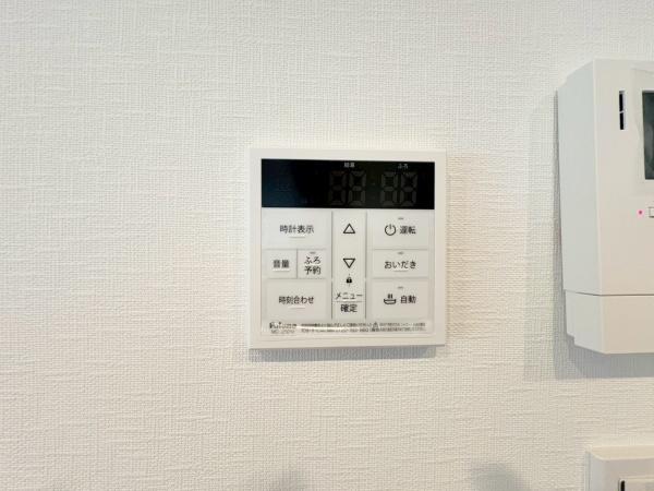 カサベルダのその他|キッチンに設置されているコントロールパネルが日々の生活をサポートします。シンプルなデザインがインテリアに自然と調和します。