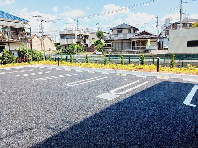 ガーデン丸友Ⅰの駐車場