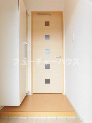 メゾンステージ水野　Ａの玄関
