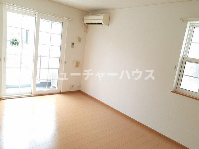 サンライトレジデンスⅡの居間・リビング