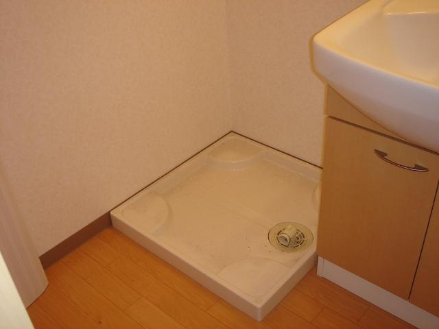 クレアのその他|洗濯機置場