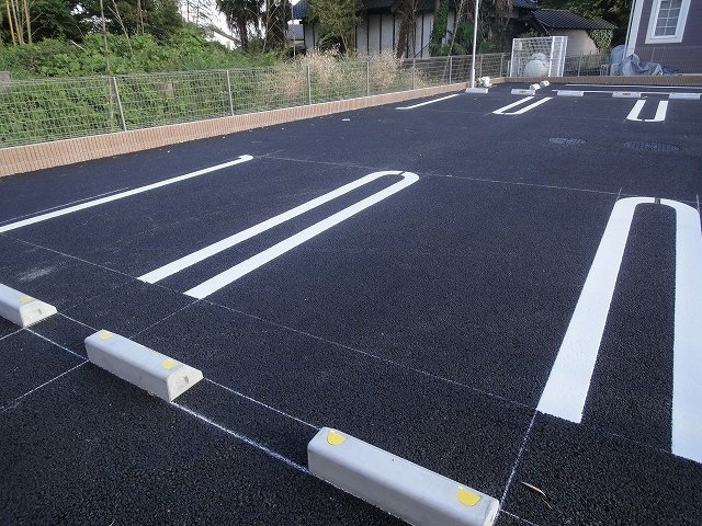 ジュテームの駐車場