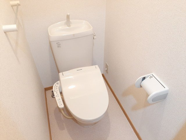 フレーシュメゾン西原のトイレ