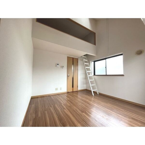 【居間・リビング】 | Loft2本陣